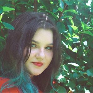 Meet your Posher, Olivia